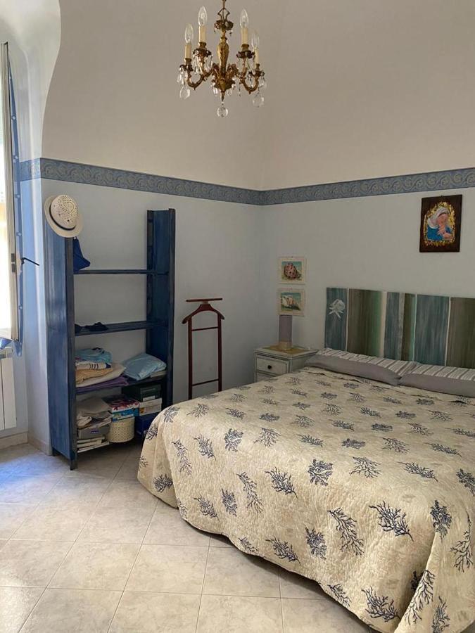 Bilocale In Centro Apartment Sanremo Luaran gambar